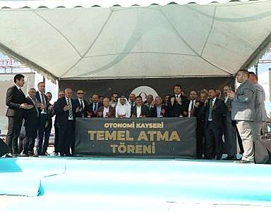 Otonomi Bakı Temel Atma Töreni